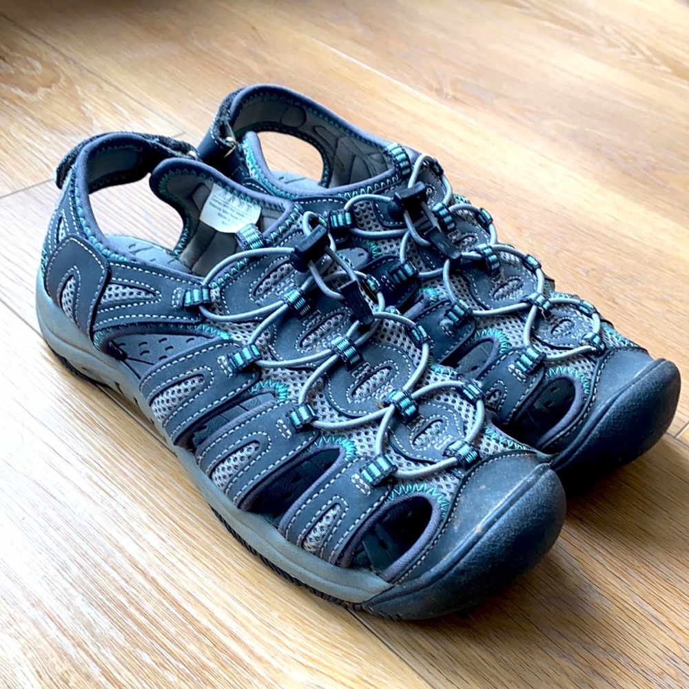 Khombu Sandals